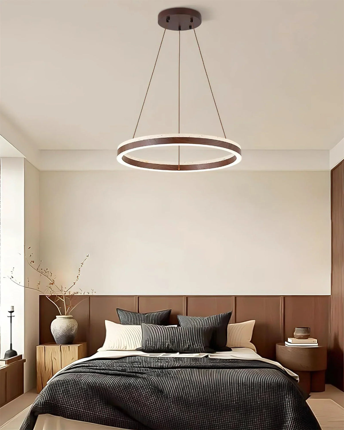 Travertine Solaro Round Chandelier – Travertine detail 7