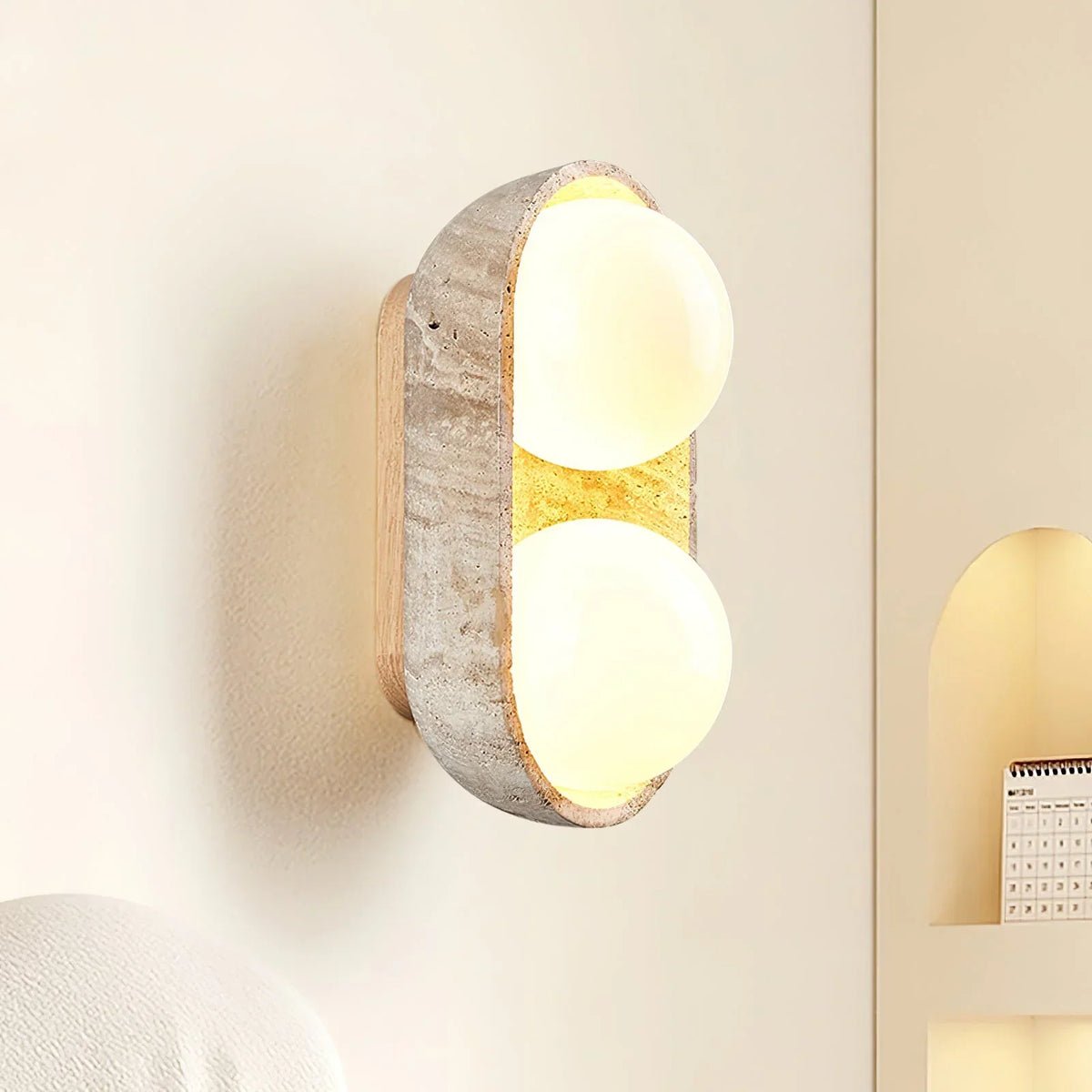 Travertine Solstice Trio Wall Sconce – Travertine detail 3