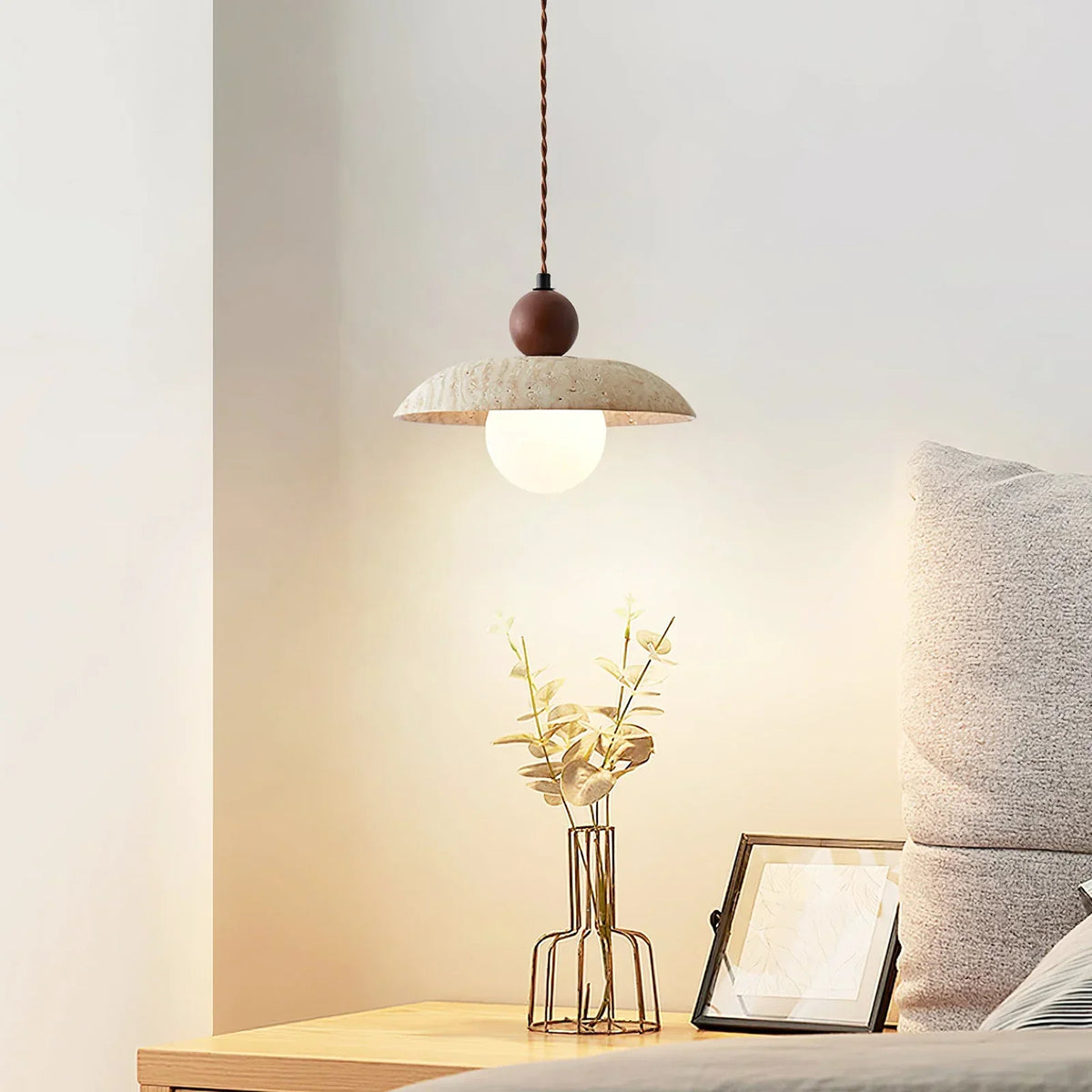 Travertine Soluna Pendant Light – Travertine detail 2