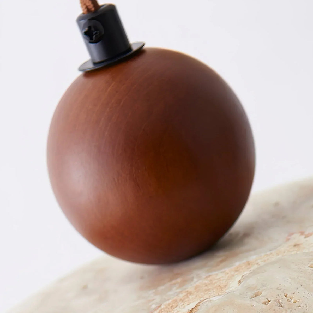 Travertine Soluna Pendant Light – Travertine detail 10