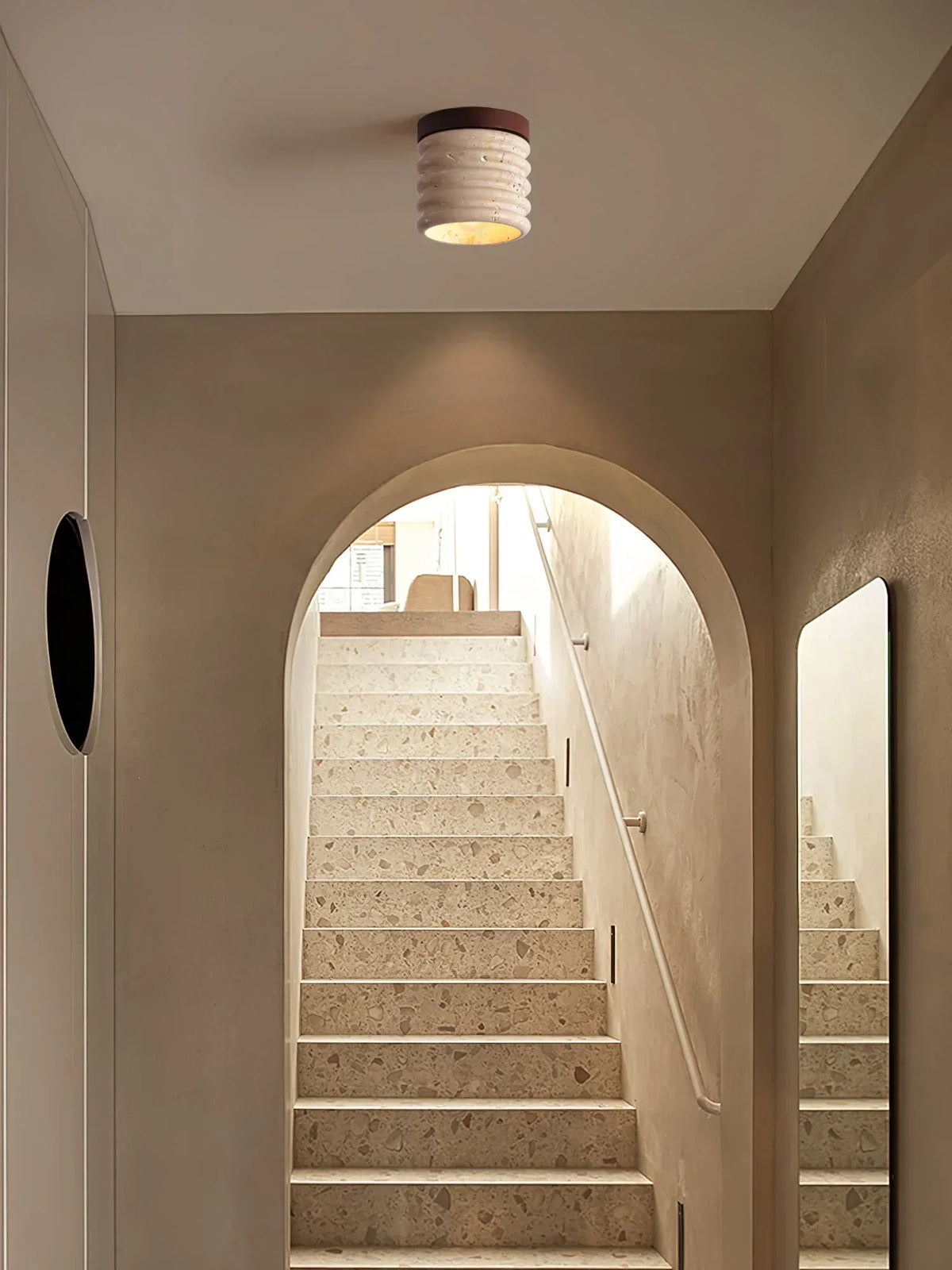 Travertine Vaarnii Ceiling Lamp – Travertine detail 3