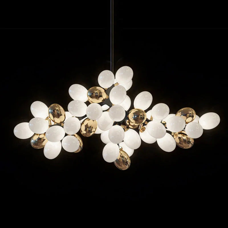Valiant Glass Chandelier, Horizontal – Glass detail 35