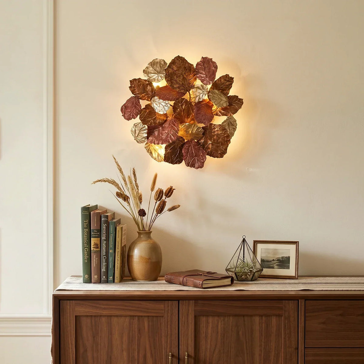 Forest Canopy Brass Leaf Wall Sconce – Brass detail 3