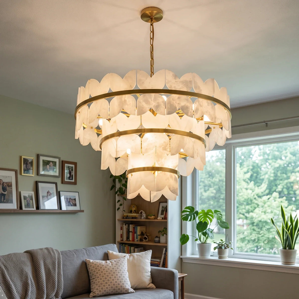 Alabaster Butterfly Round Chandelier – Alabaster detail 2