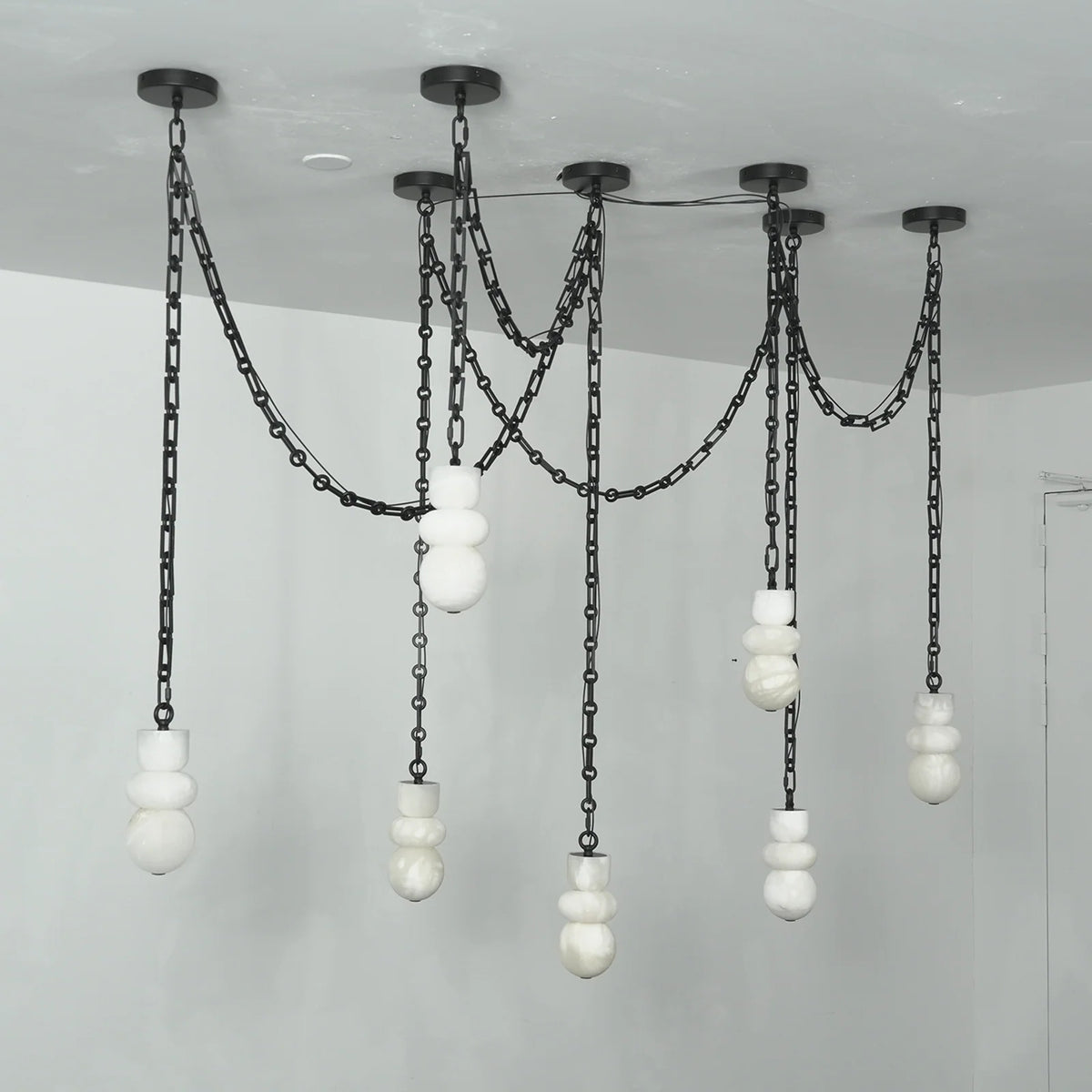 Alabaster Cylindrical Chain Chandelier – Alabaster detail 49