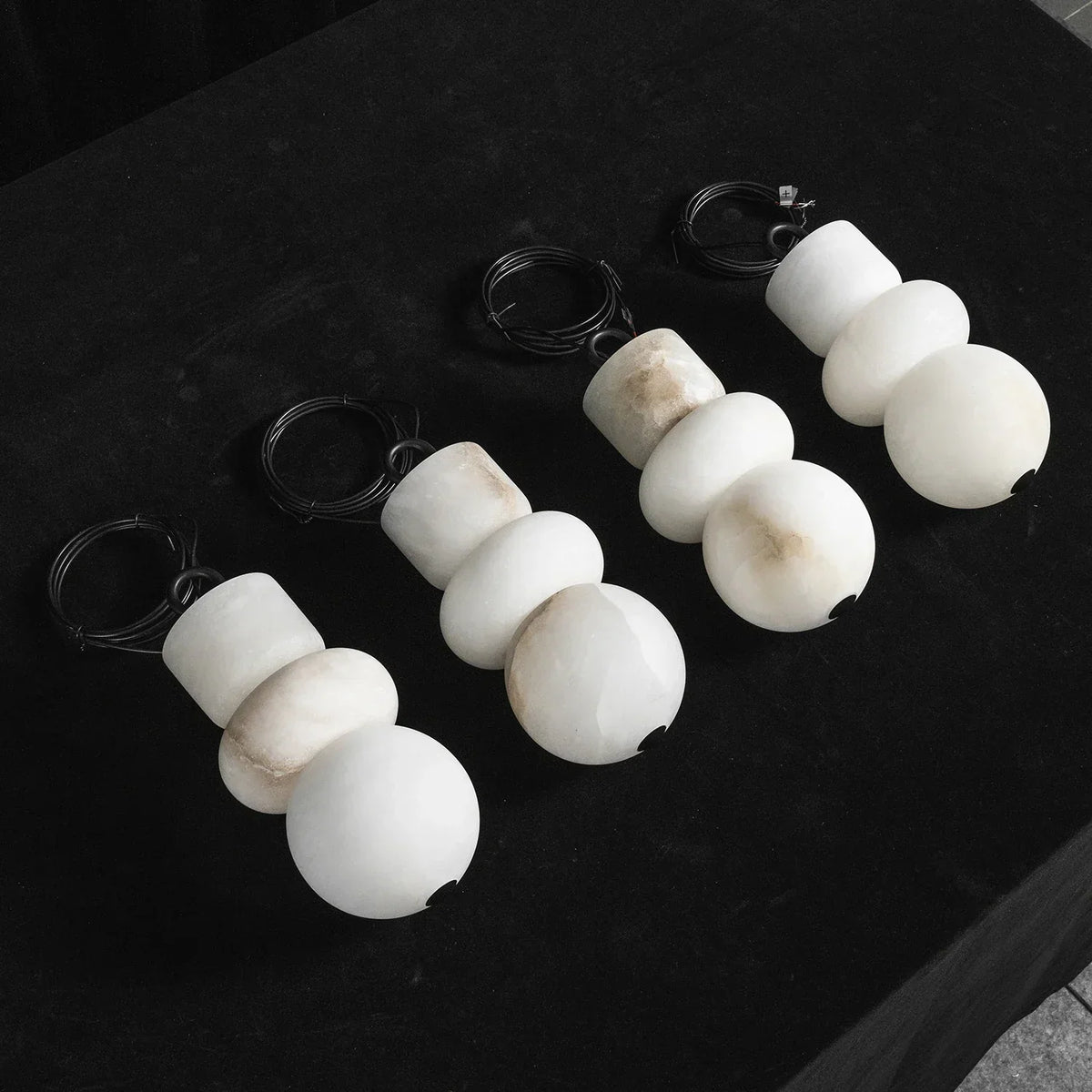 Alabaster Cylindrical Chain Chandelier – Alabaster detail 22