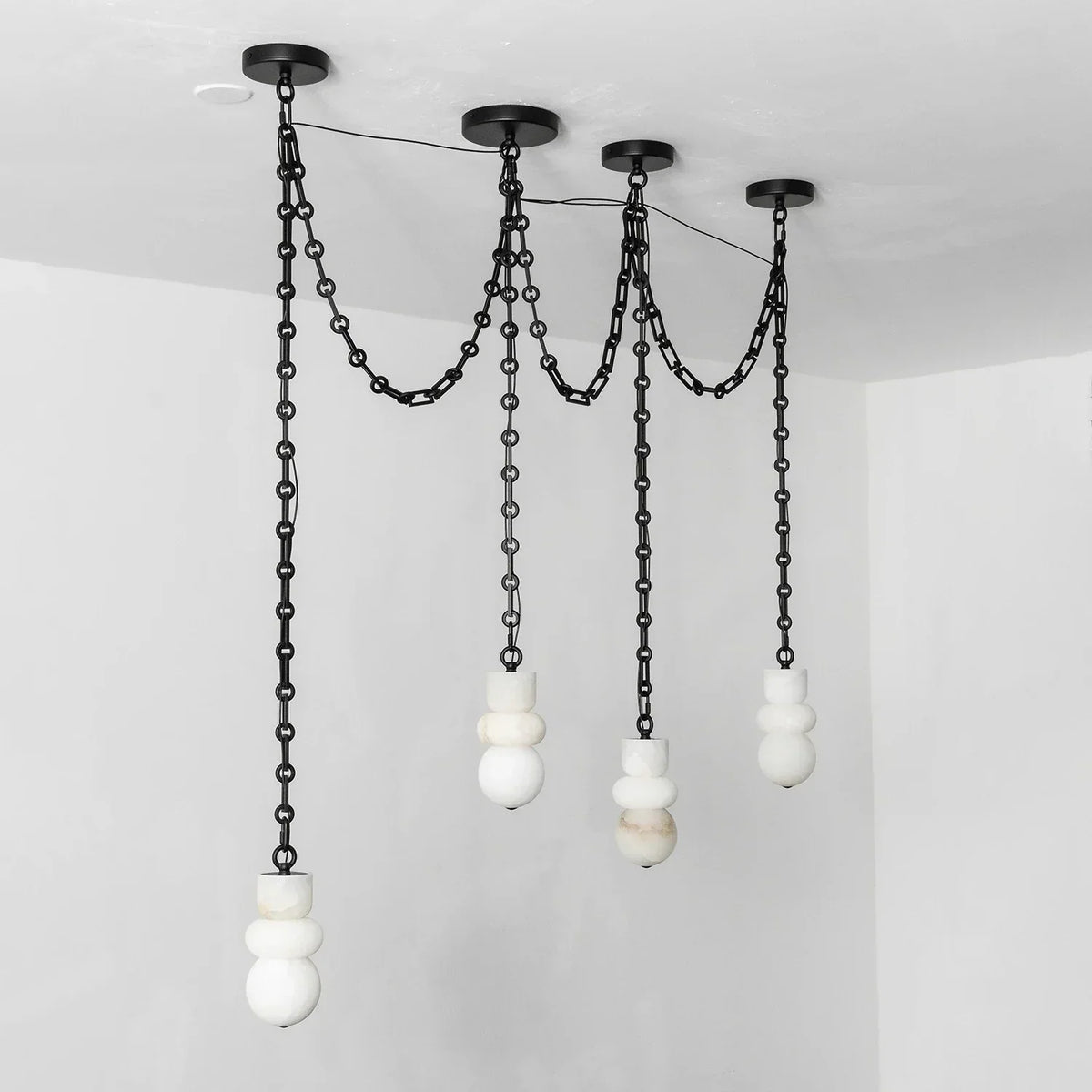 Alabaster Cylindrical Chain Chandelier – Alabaster detail 41