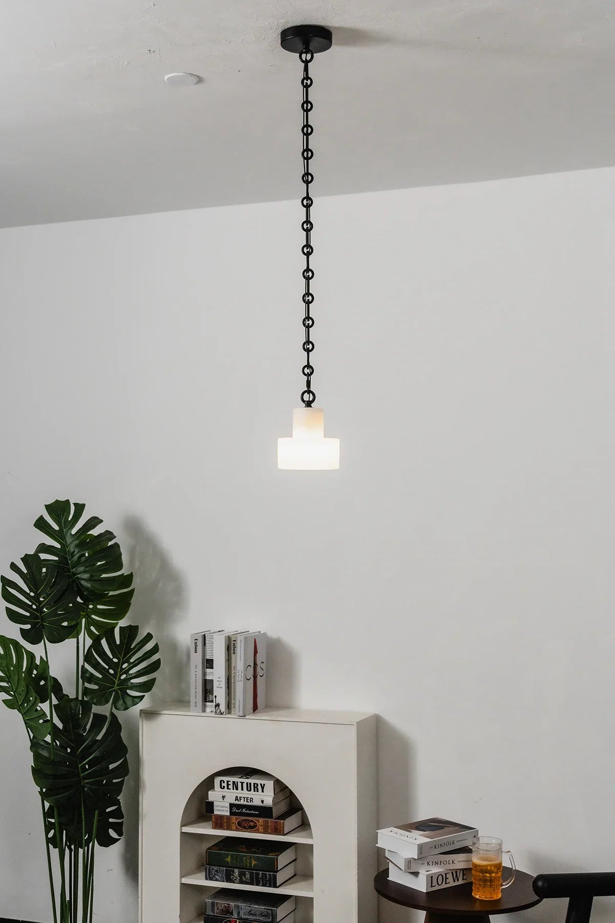 Alabaster Cylindrical Cluster Chain Chandelier – Alabaster detail 18