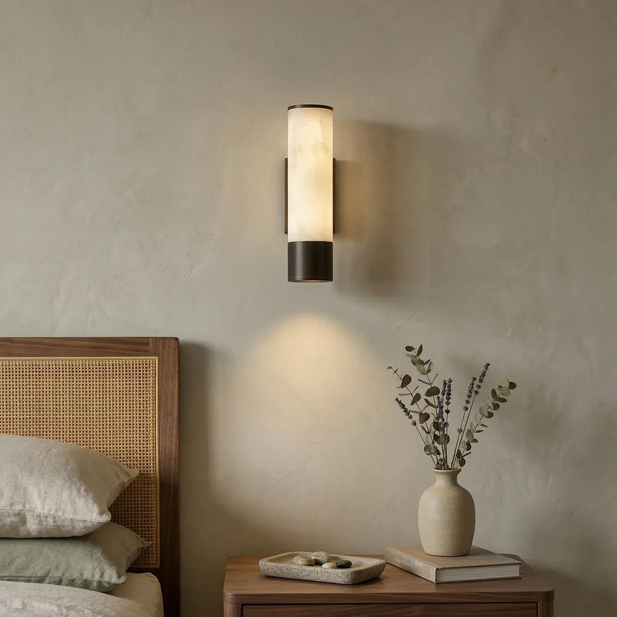 Alabaster Elara Cylindrical Wall Lamp – Alabaster detail 4