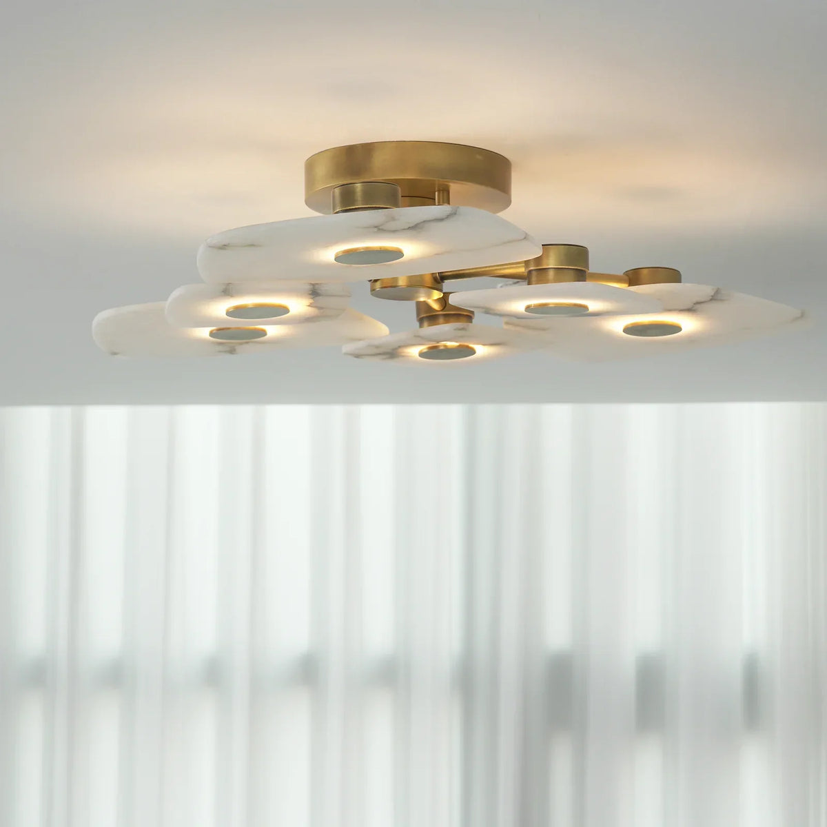 Alabaster Holmdel Ceiling Lamp – Alabaster detail 4