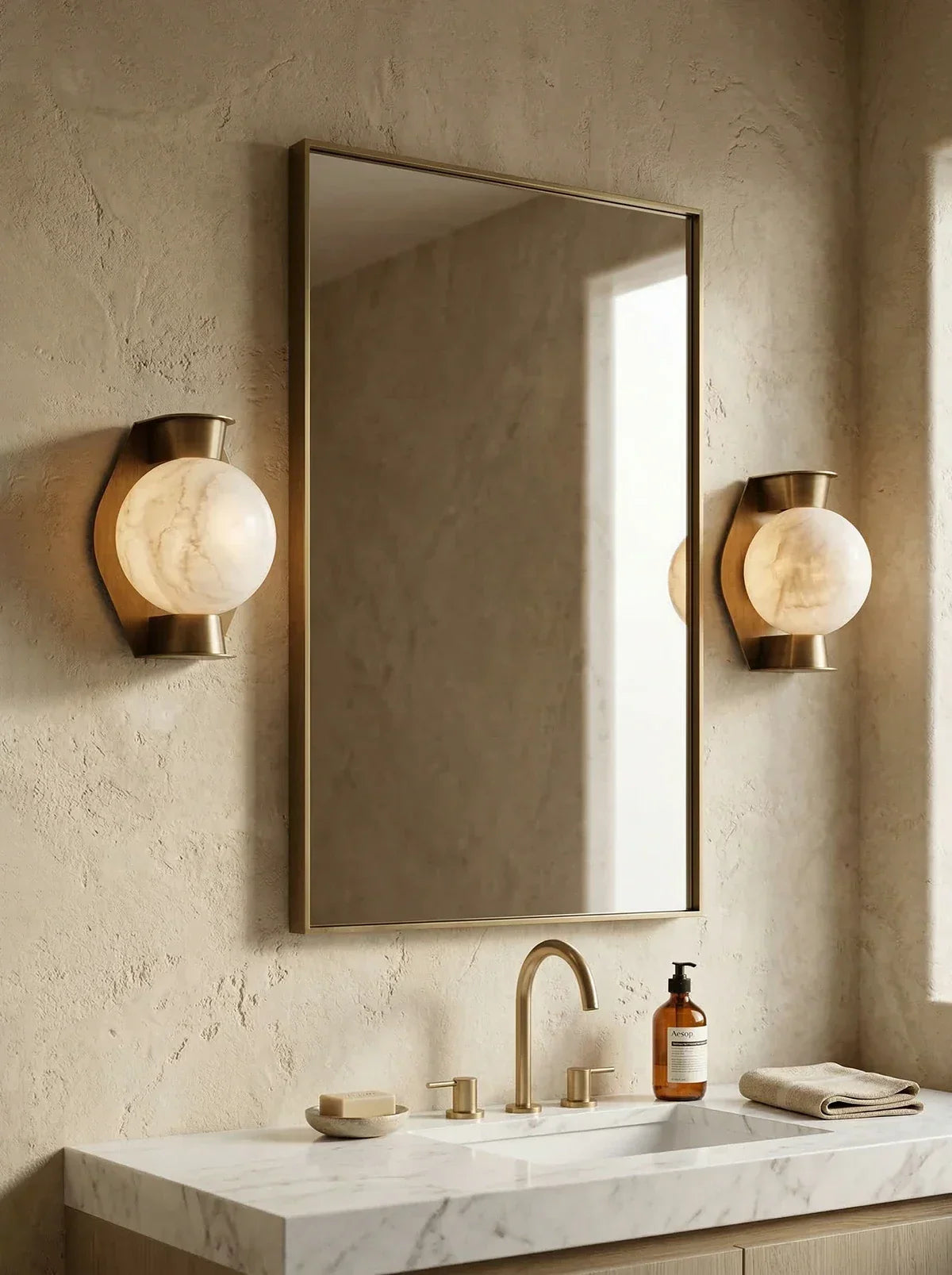 Alabaster Spherical Decorative Art Wall Lamp – Alabaster detail 13