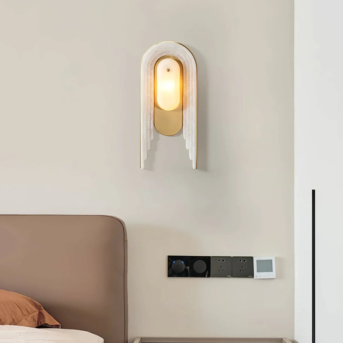 Alabaster Stacked Oval Cascada Wall Sconce – Alabaster detail 6