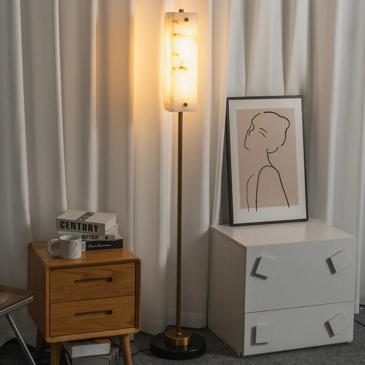 Alabaster Years Brass Floor Lamp – Alabaster detail 5