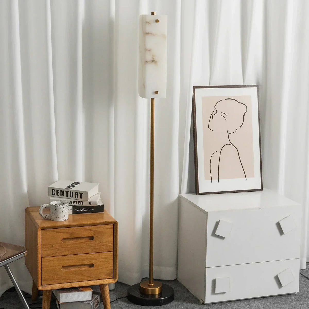 Alabaster Years Brass Floor Lamp – Alabaster detail 7