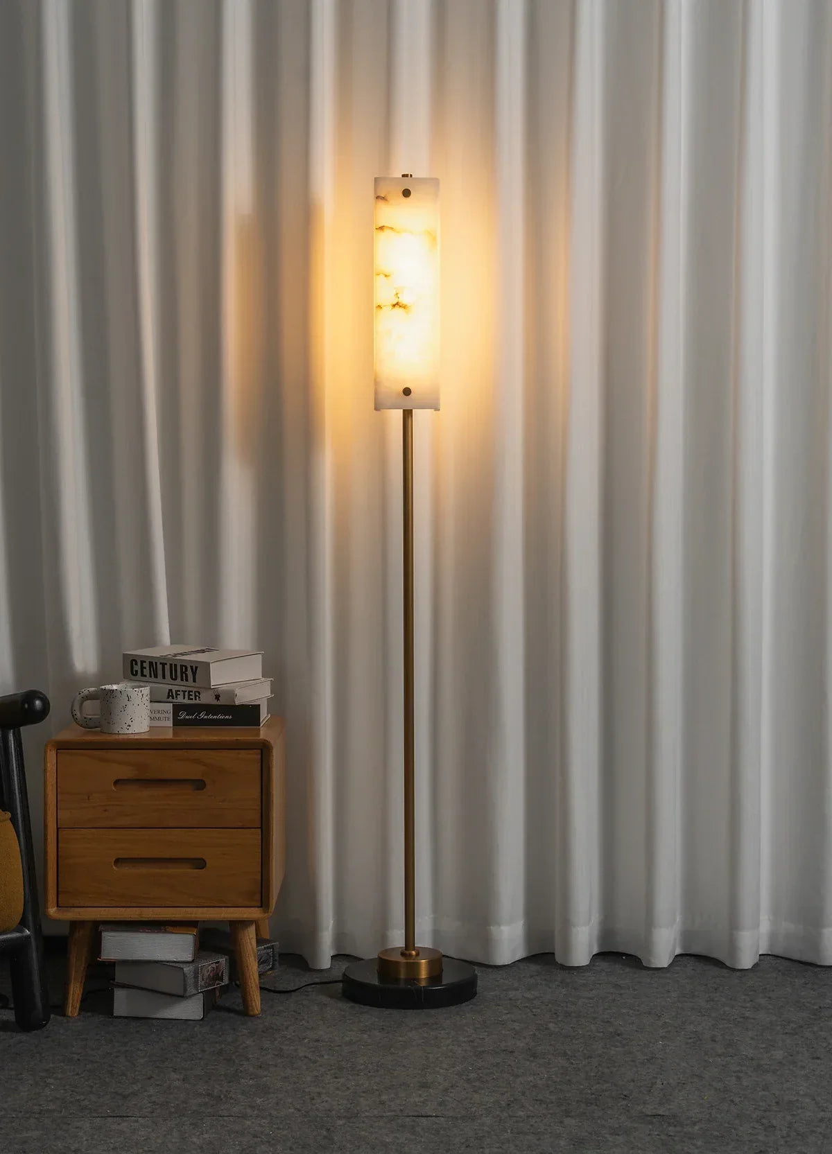 Alabaster Years Brass Floor Lamp – Alabaster detail 16