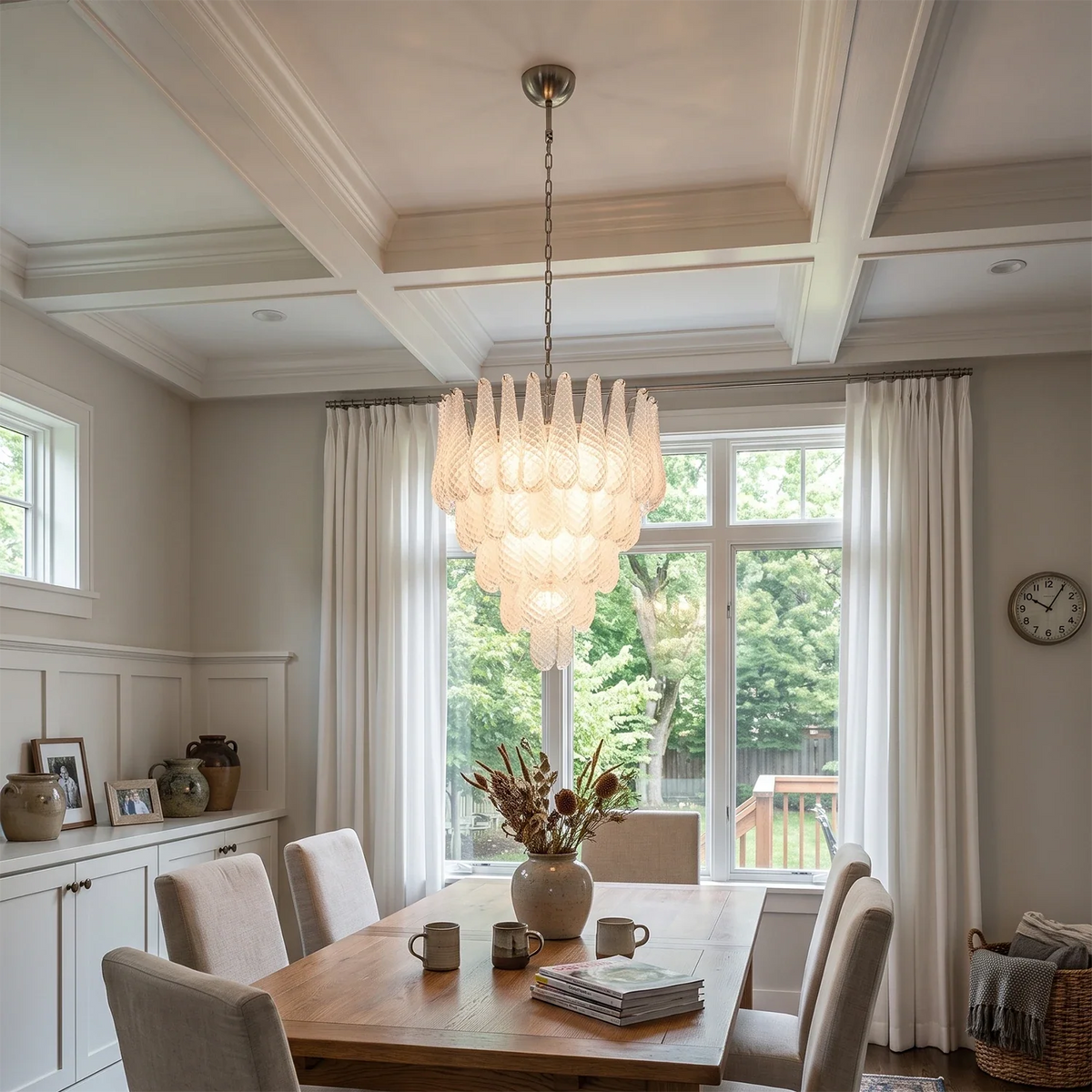 Amaris Tiered Teardrop Glass Chandelier – Glass detail 5