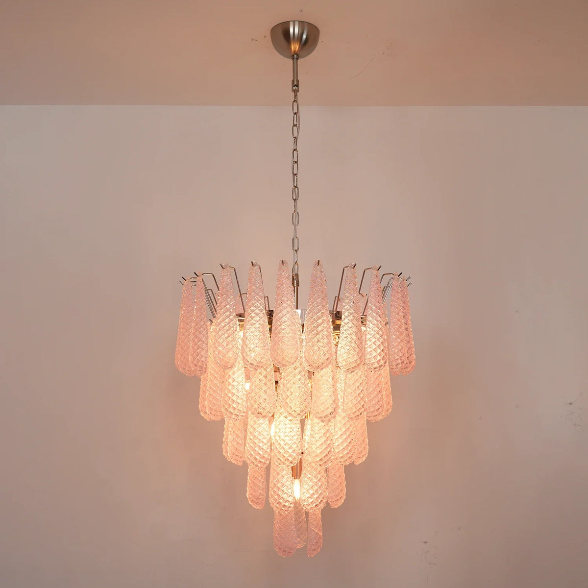 Amaris Tiered Teardrop Glass Chandelier – Glass detail 34