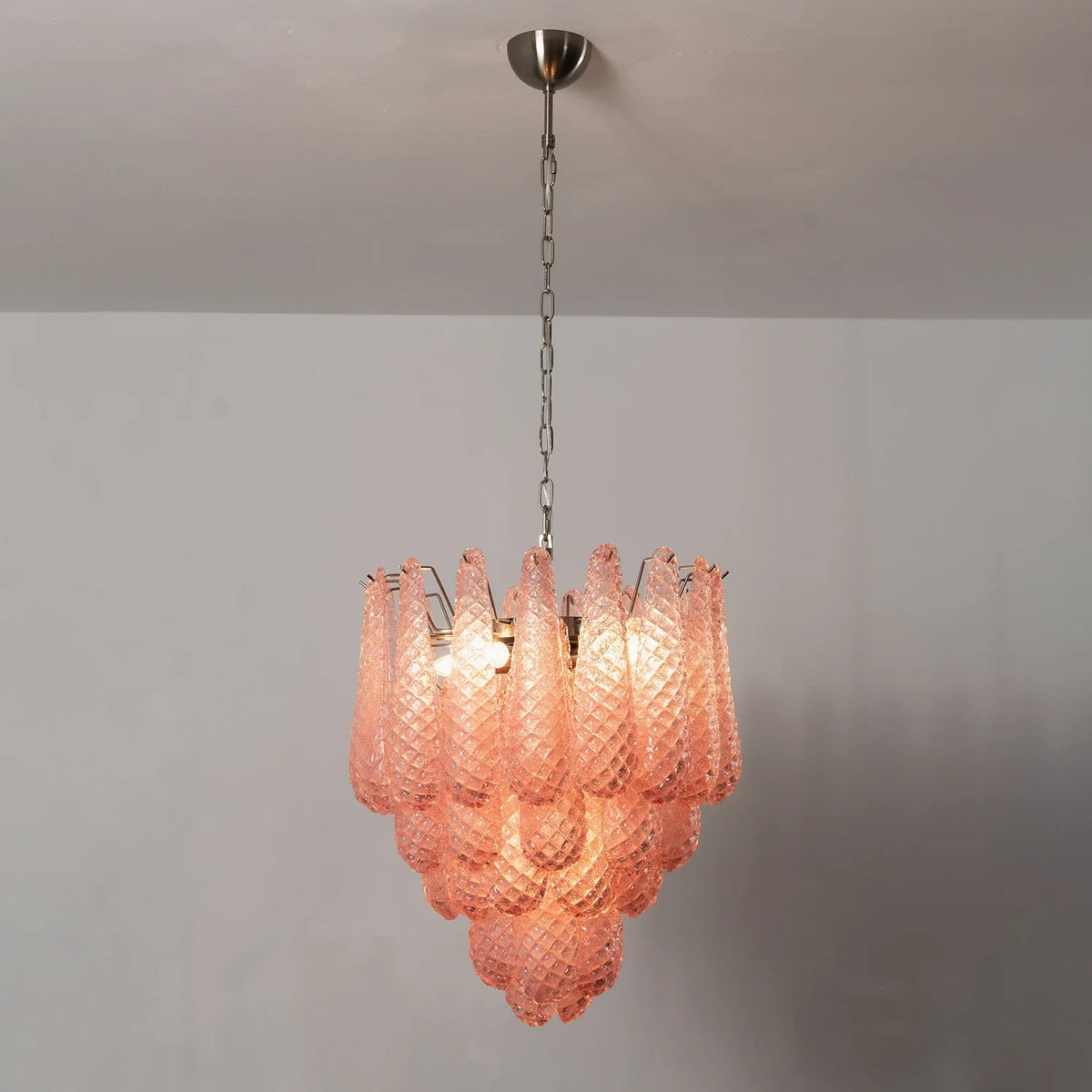 Amaris Tiered Teardrop Glass Chandelier – Glass detail 30