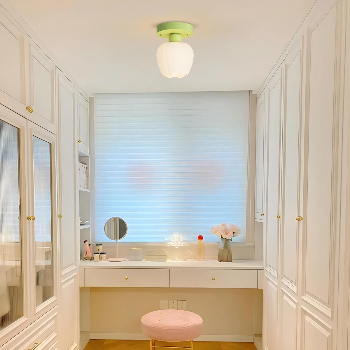 French Garden Glass Ceiling Lamp – Glass detail 6