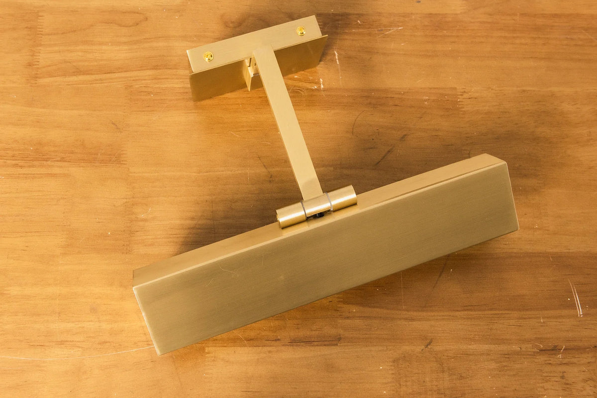 Arden Picture Brass Light Wall Sconce – Brass detail 17