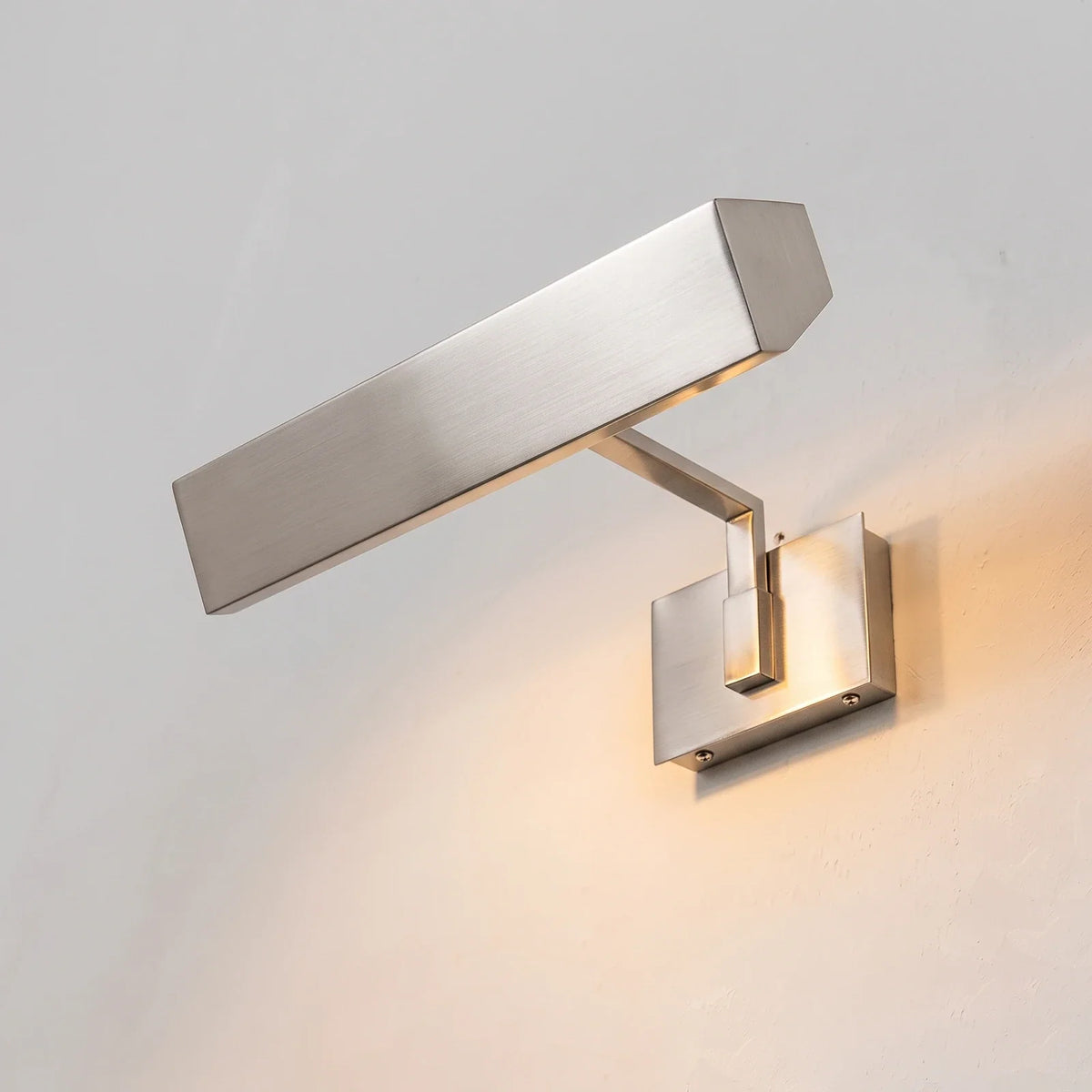 Arden Picture Brass Light Wall Sconce – Brass detail 21