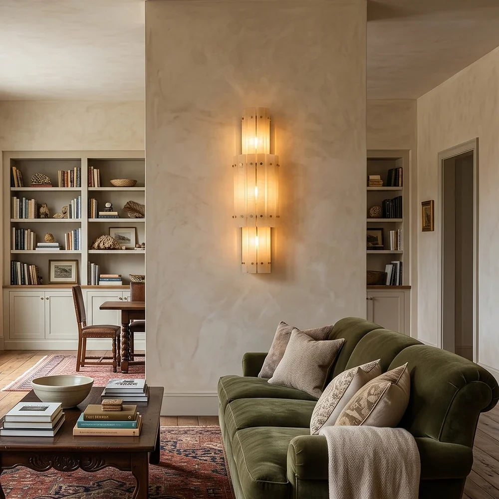 Aurelle Alabaster Wall Sconce – Alabaster detail 4