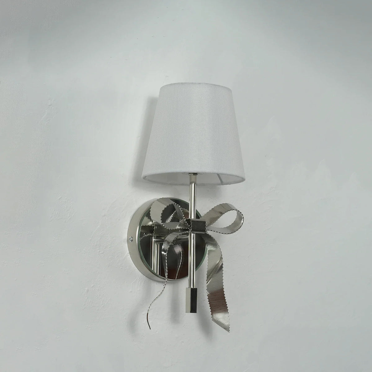 Aurette Ribbon Bow Iron Wall Sconce – Iron detail 19