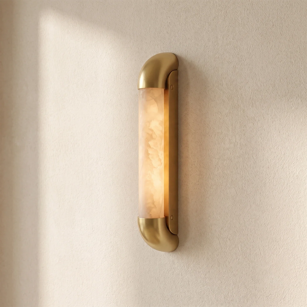 Aveline Bracketed Alabaster Wall Sconce – Alabaster detail 13