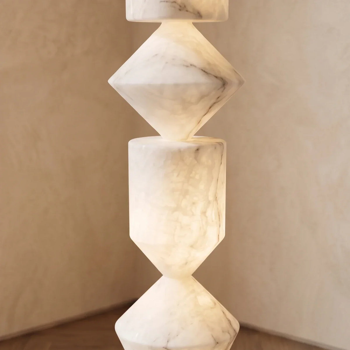Sculptural Layered Alabaster Floor Lamp – Alabaster detail 12