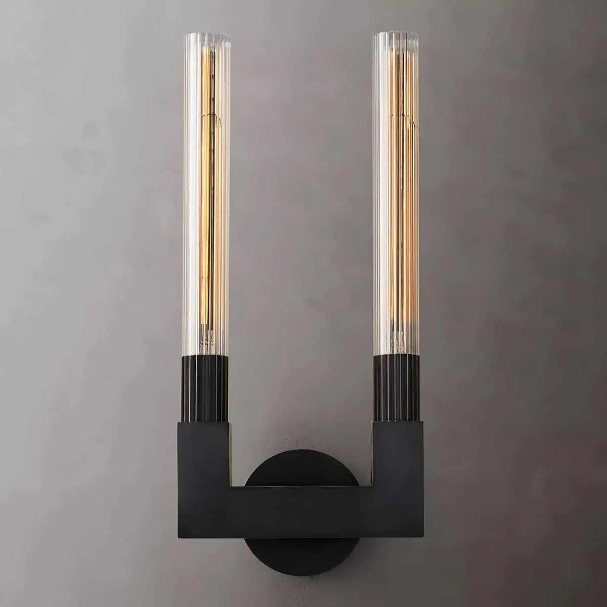 Cania Double Glass Sconce – Glass detail 7