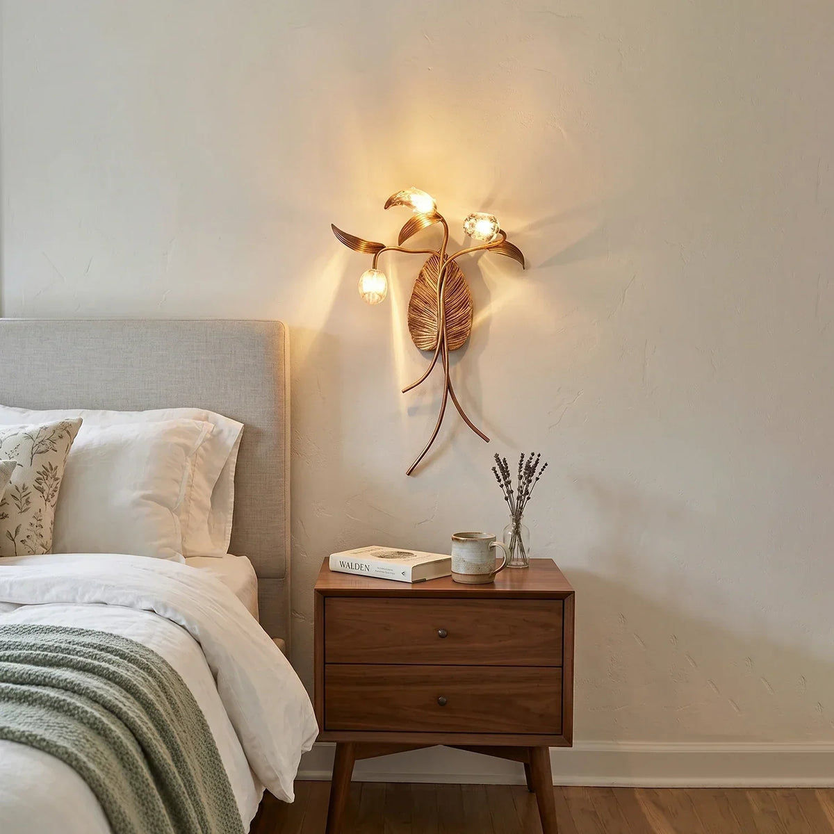 Brass Antique Plant Flower Glass Wall Lamp – Glass detail 4