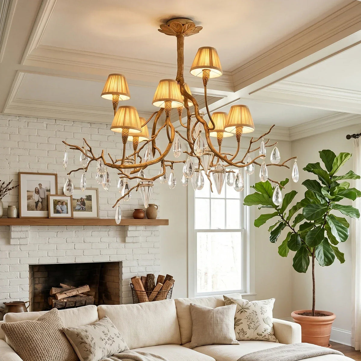 Brass Branch Crystal Teardrop Chandelier – Crystal detail 2