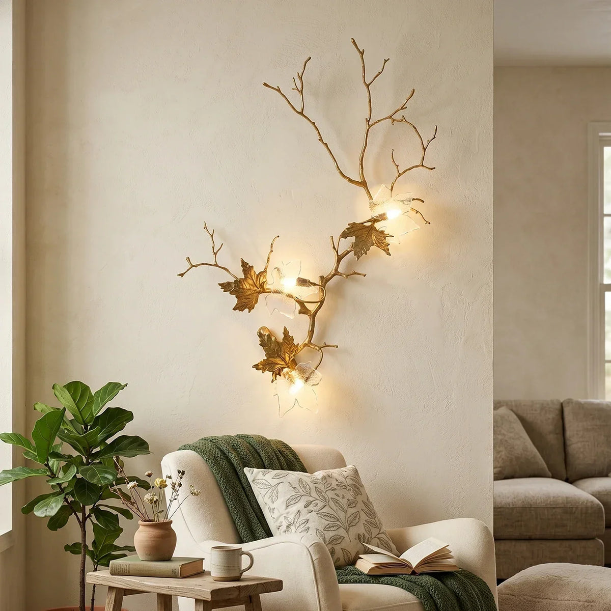 Brass Maple Leaf Glass Sculpture Wall Lamp – Glass detail 5