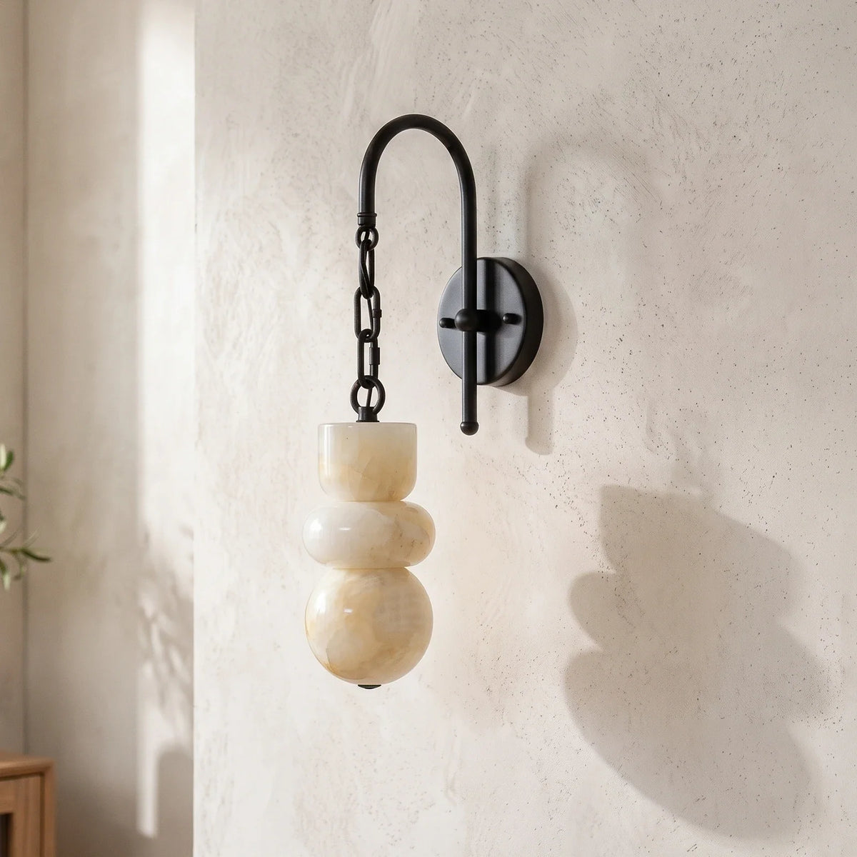 Cairn Alabaster Wall Sconce – Alabaster detail 20