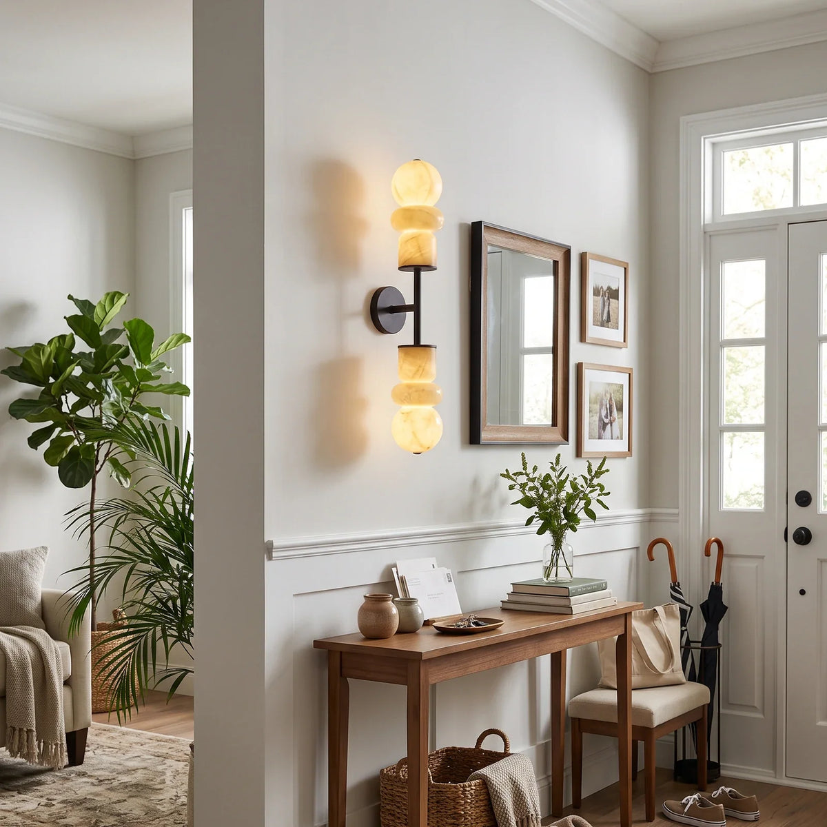Cairn Alabaster Wall Sconce – Alabaster detail 3