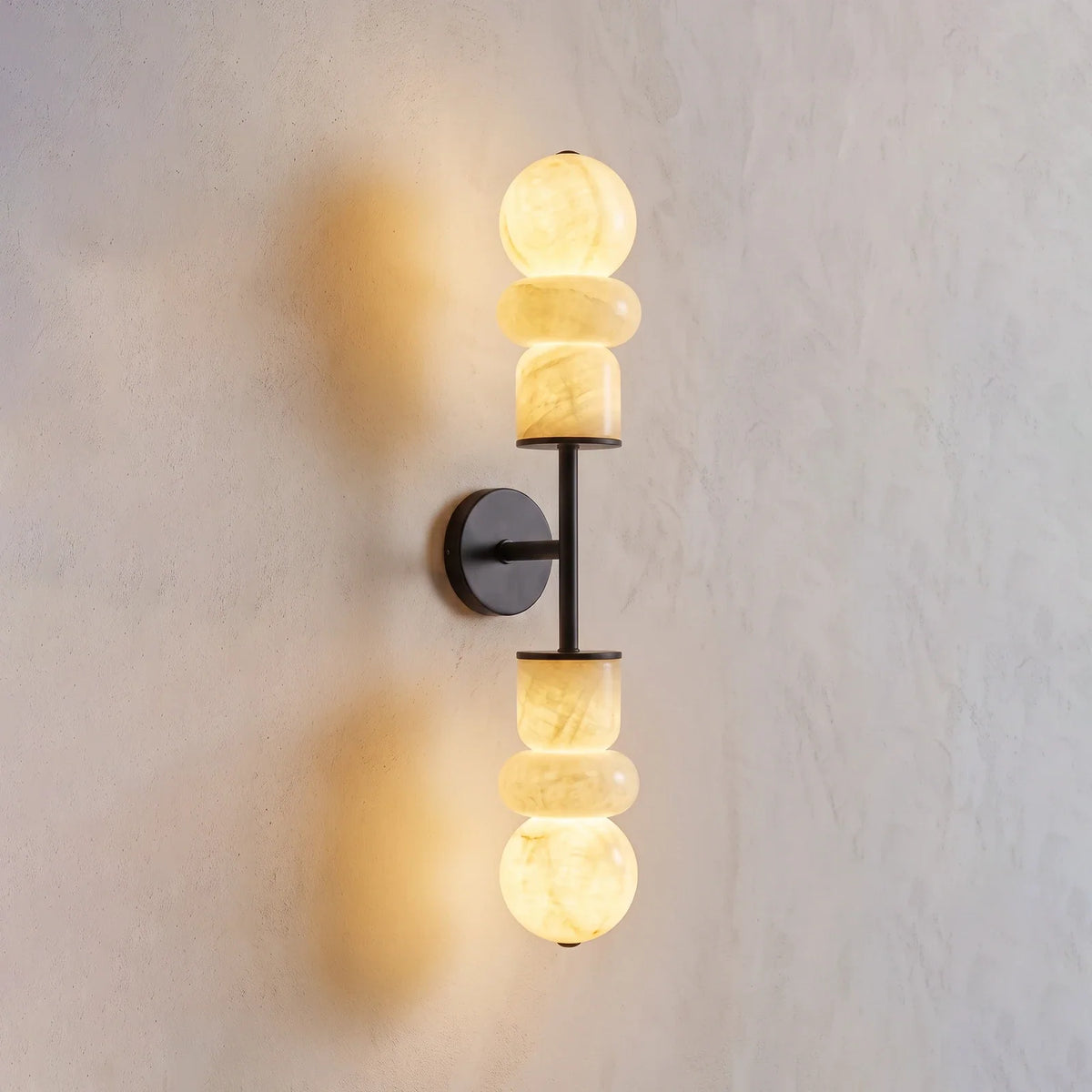 Cairn Alabaster Wall Sconce – Alabaster detail 18