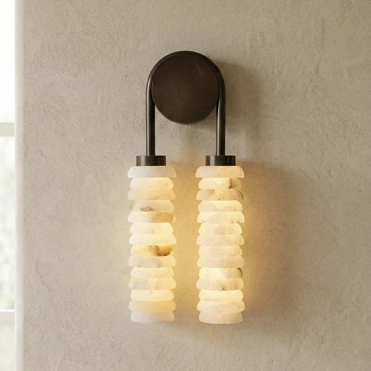 Calla Ribbed Alabaster Wall Sconce – Alabaster detail 18