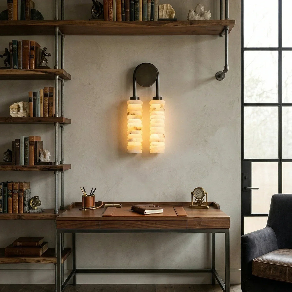 Calla Ribbed Alabaster Wall Sconce – Alabaster detail 3