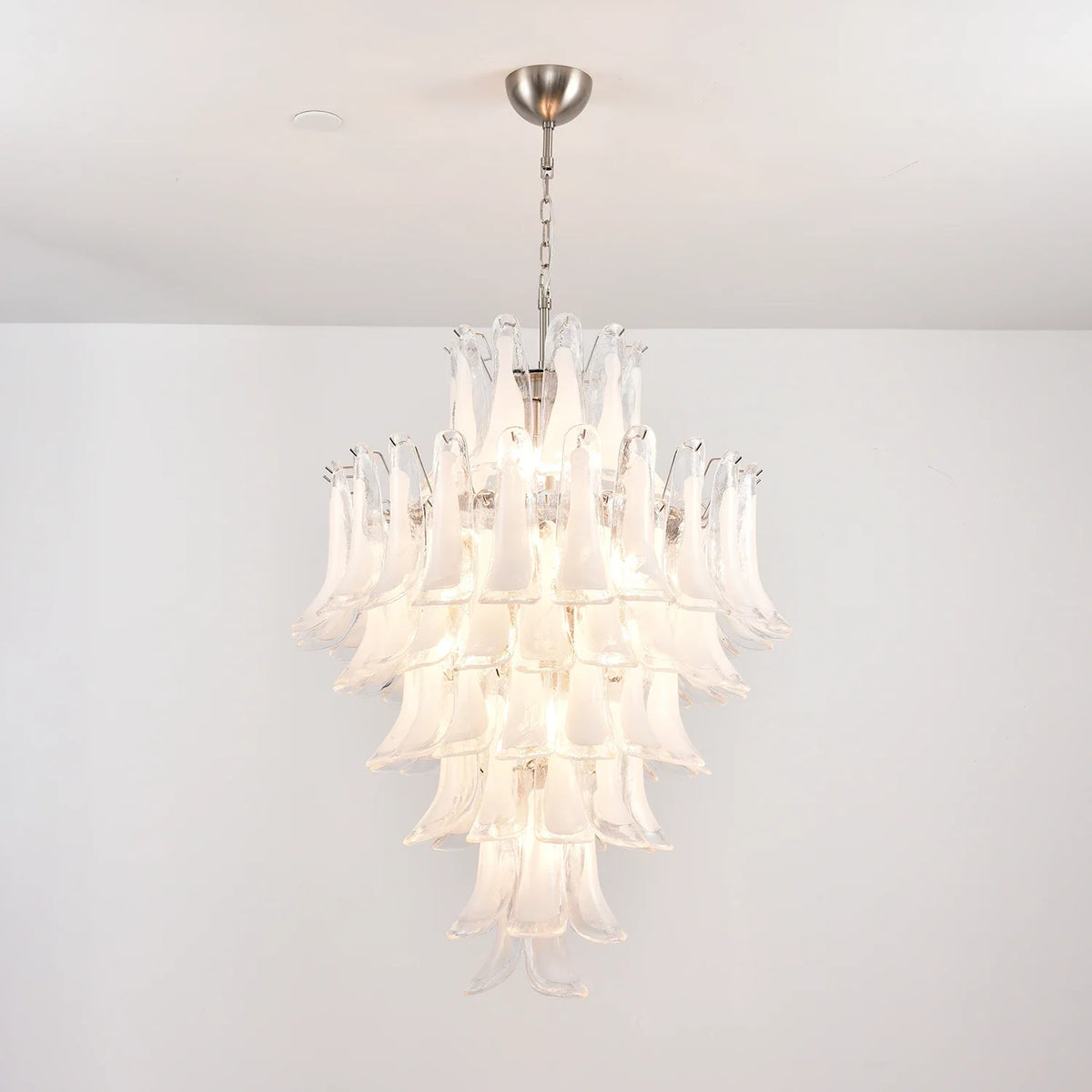 Camellia Glass Petal Chandelier – Glass detail 42