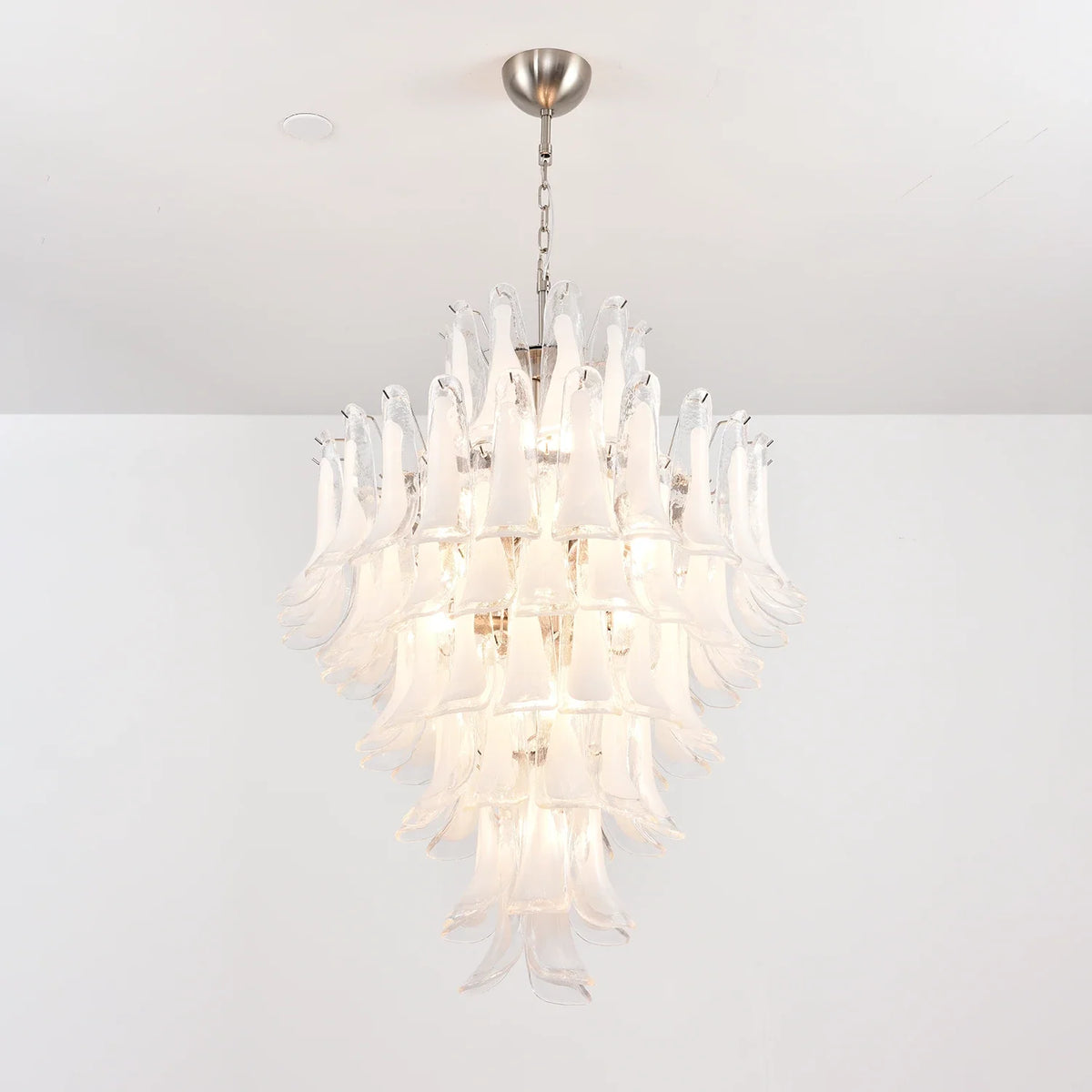 Camellia Glass Petal Chandelier – Glass detail 43