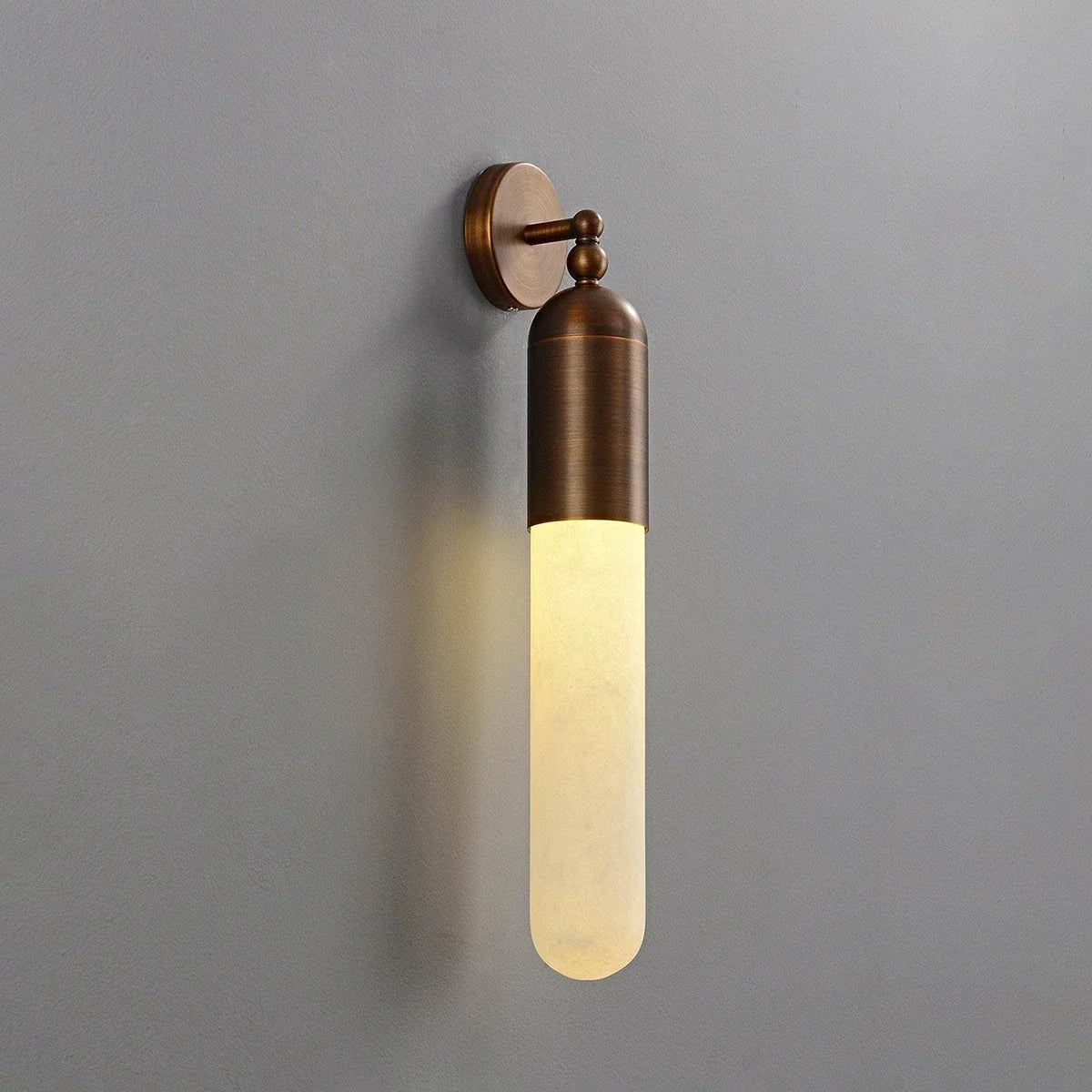 Capsule Linear Alabaster Wall Sconce – Alabaster detail 15