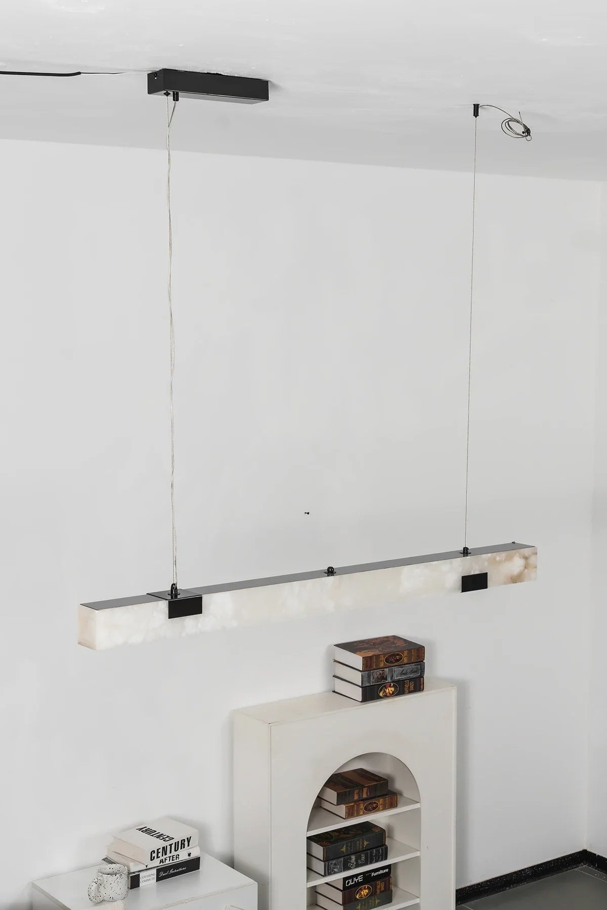 Cary Alabaster Strip Pendant Light – Alabaster detail 17