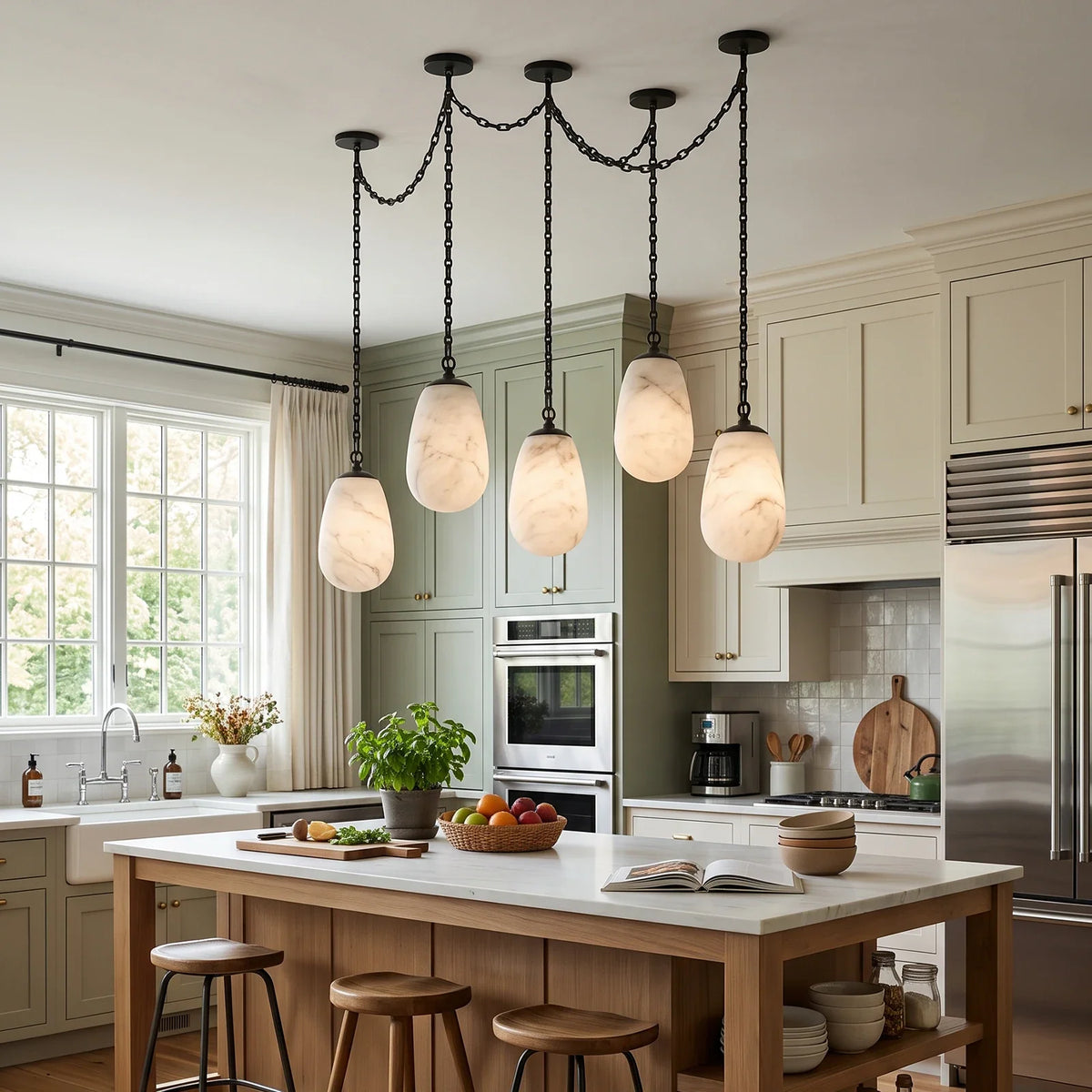 Cascade Alabaster Chain Chandelier – Alabaster detail 2