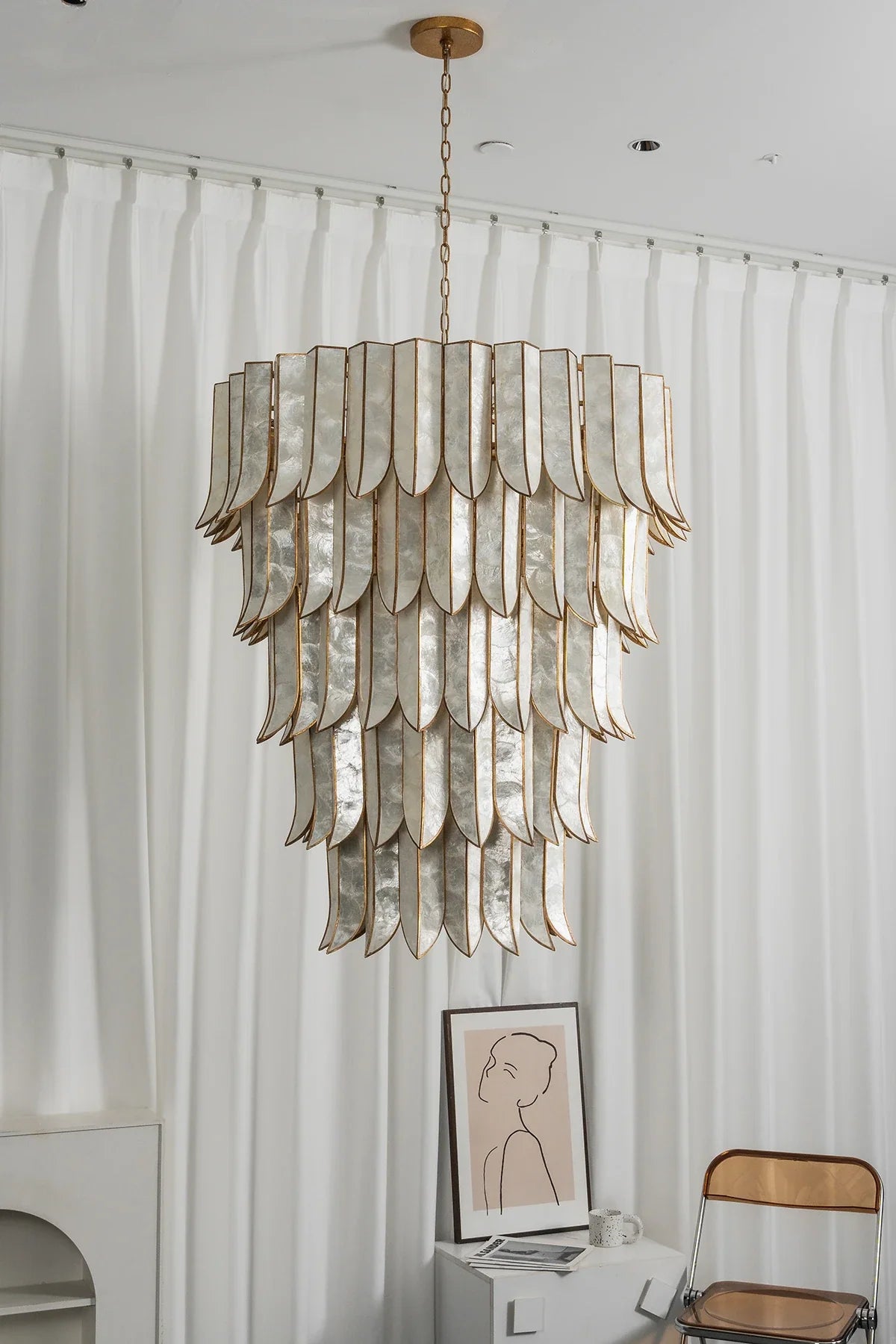 Cascara Capiz Shell Chandelier – Shell detail 16