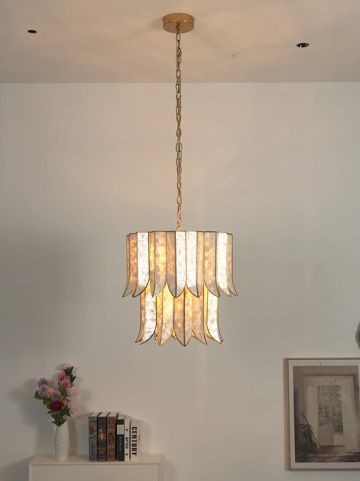 Cascara Capiz Shell Chandelier – Shell detail 17