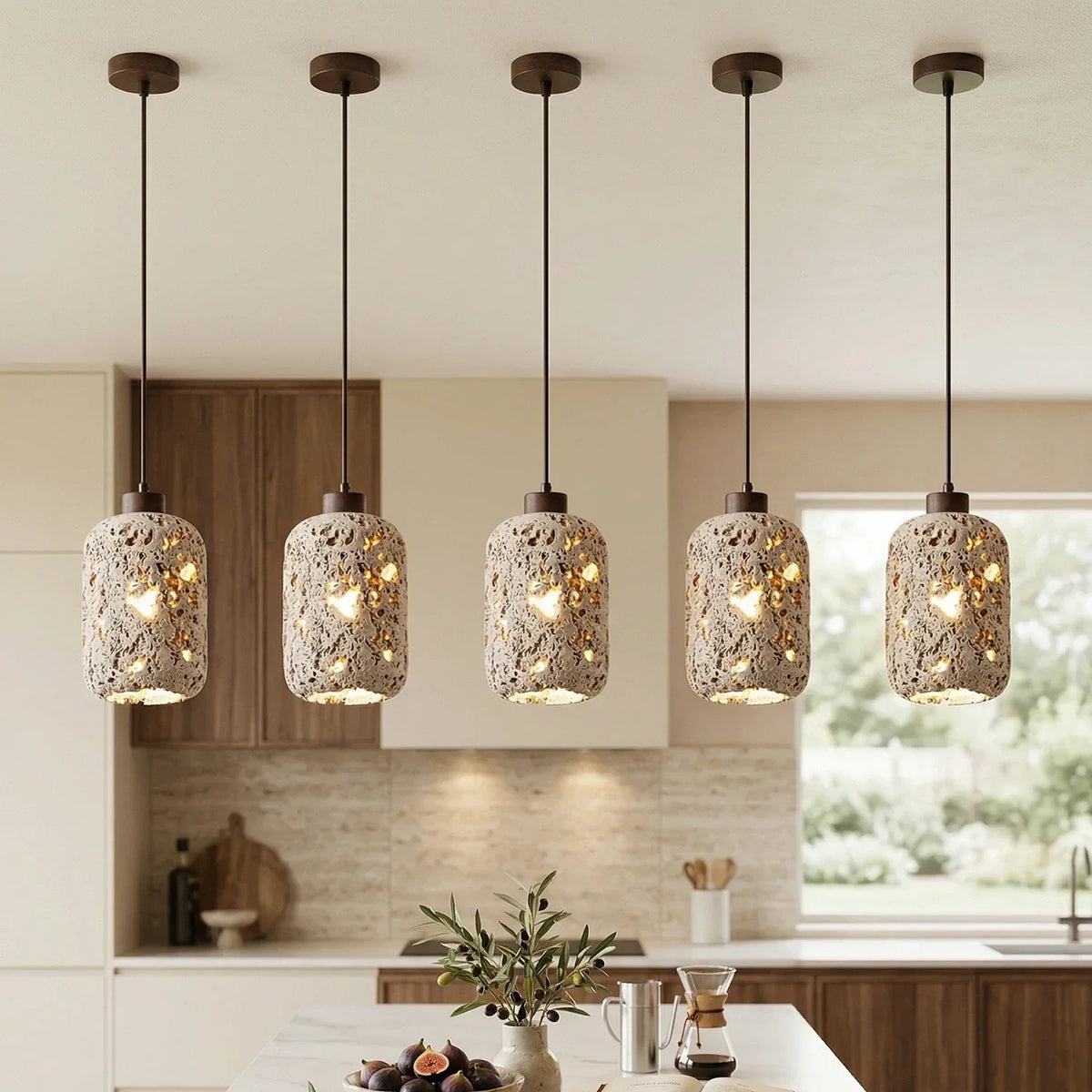 Cava Volcanic Rock Travertine Pendant Lamp – Travertine detail 3