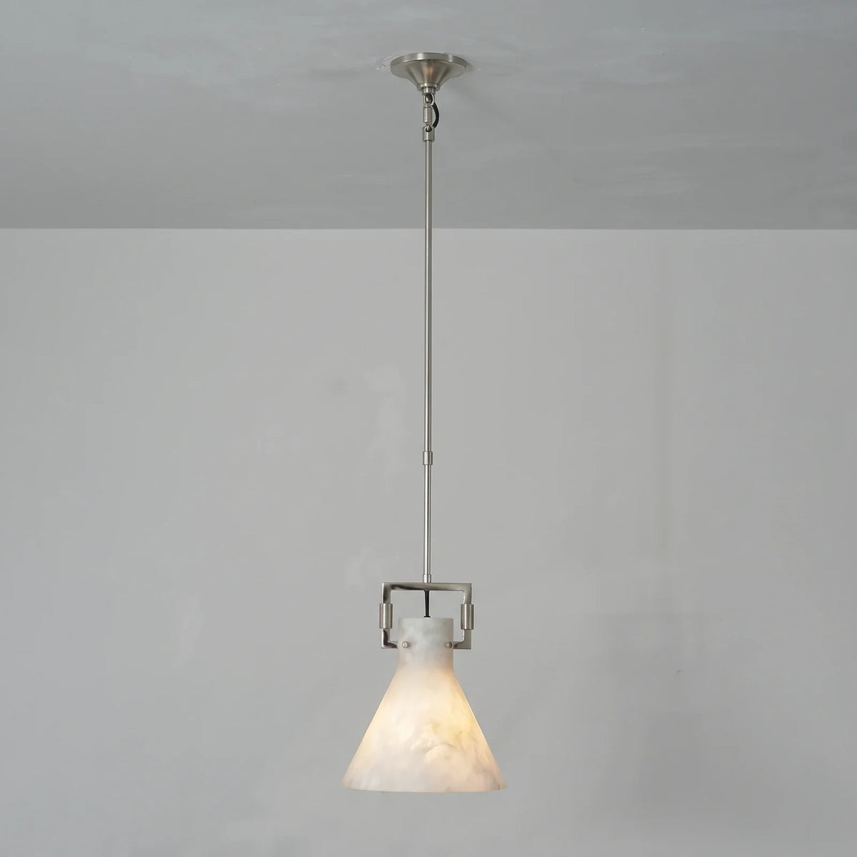 Clasp Alabaster Pendant Light – Alabaster detail 16