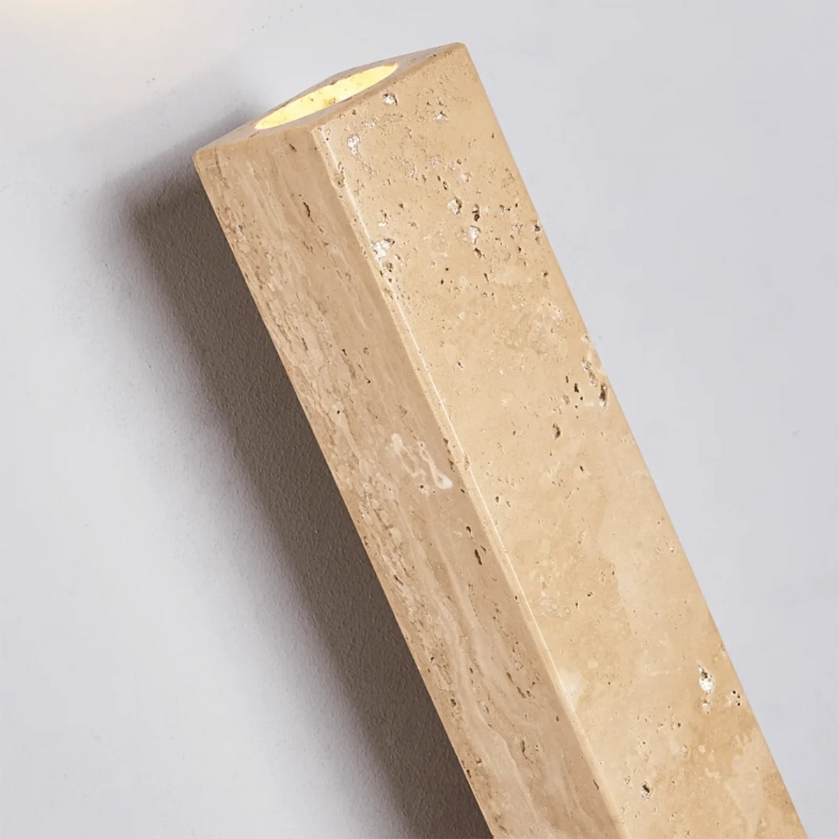 Column Travertine Wall Light – Travertine detail 12