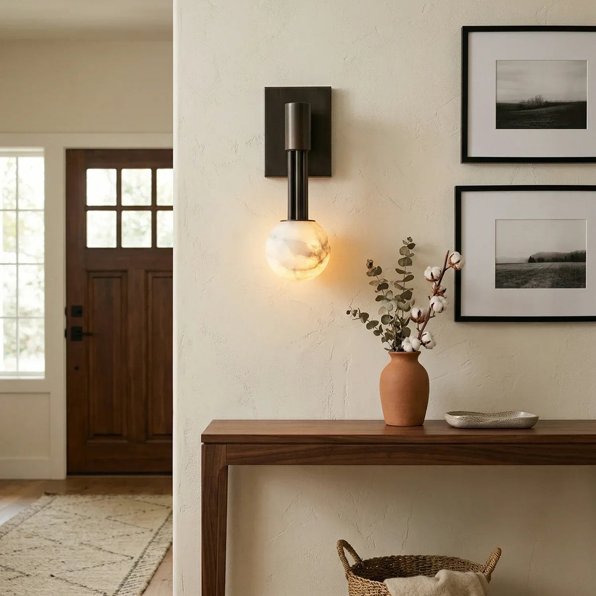 Columnar Obra Spherical Alabaster Wall Lamp – Alabaster detail 2