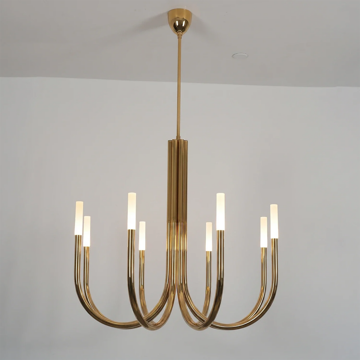 Corin Curved Arm Candle Brass Chandelier – Brass detail 15